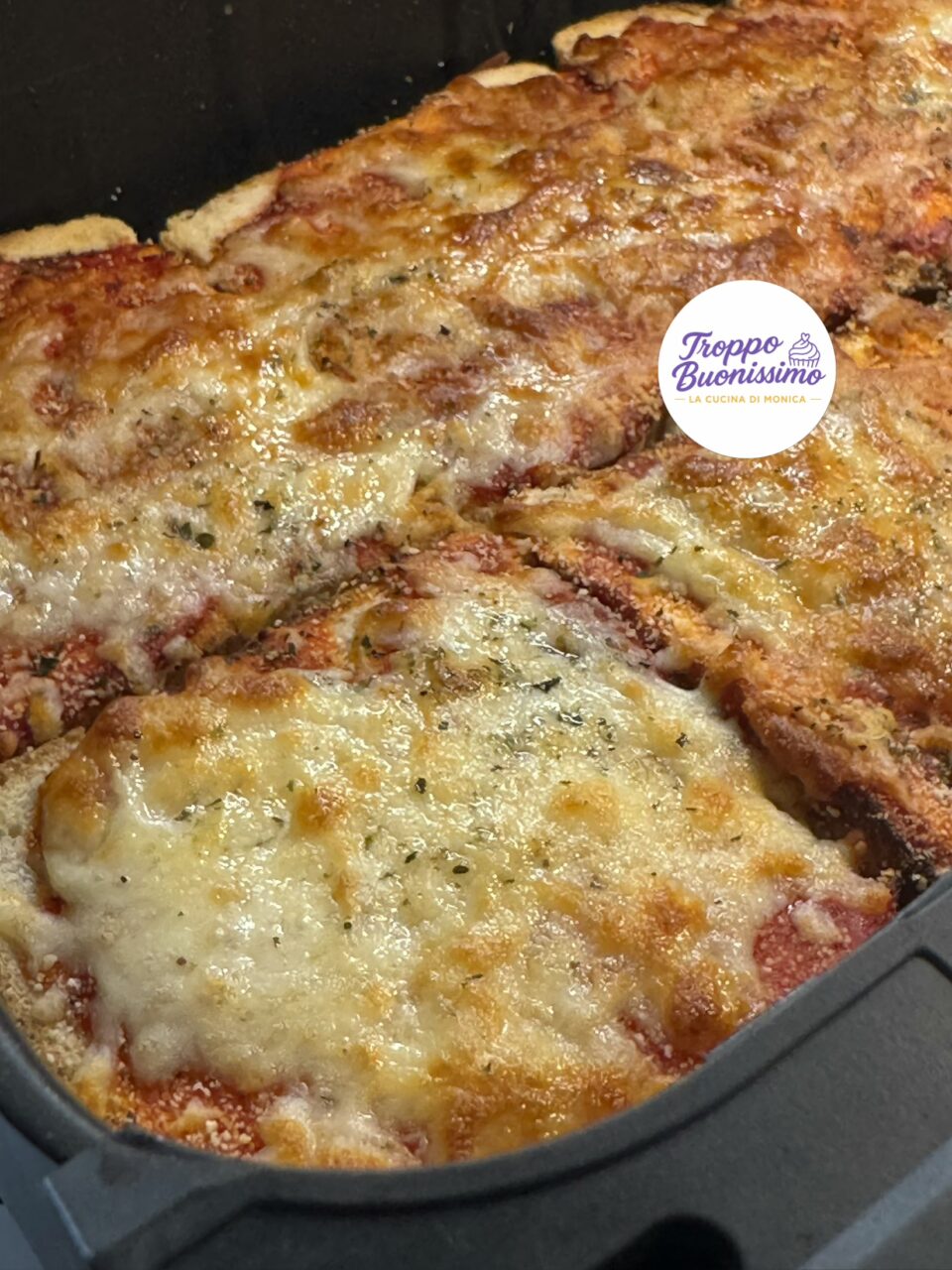 pizza toast di pancarrè in friggitrice ad aria