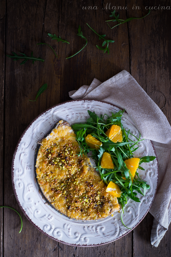 Pesce spada gratinato al succo d'arancia e pistacchi - Una ...