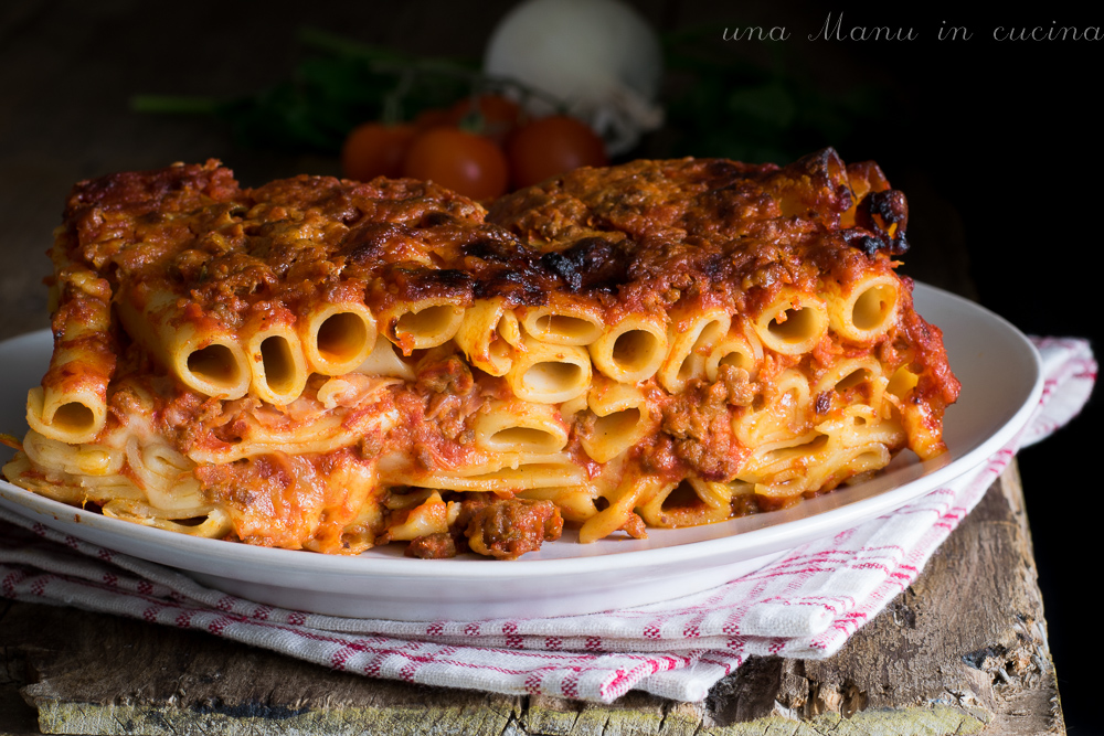 Zitoni al forno con polpettine