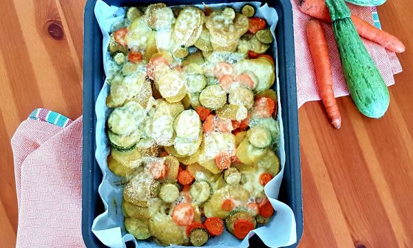 Verdure gratinate al forno con provola