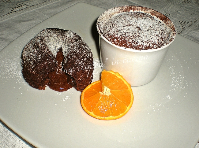 Soufflè al cioccolato fondente e arancia