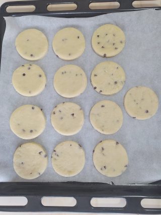 cookies biscotti con gocce di cioccolato