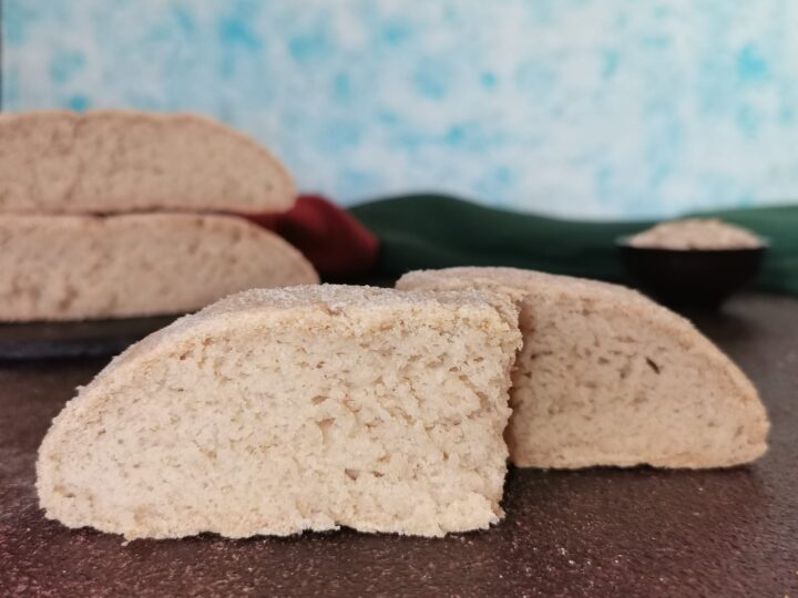 Pane con avena e farine naturali senza glutine