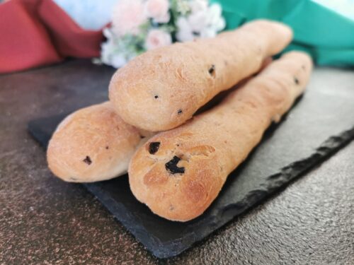 Bastoncini di pane alle olive senza glutine