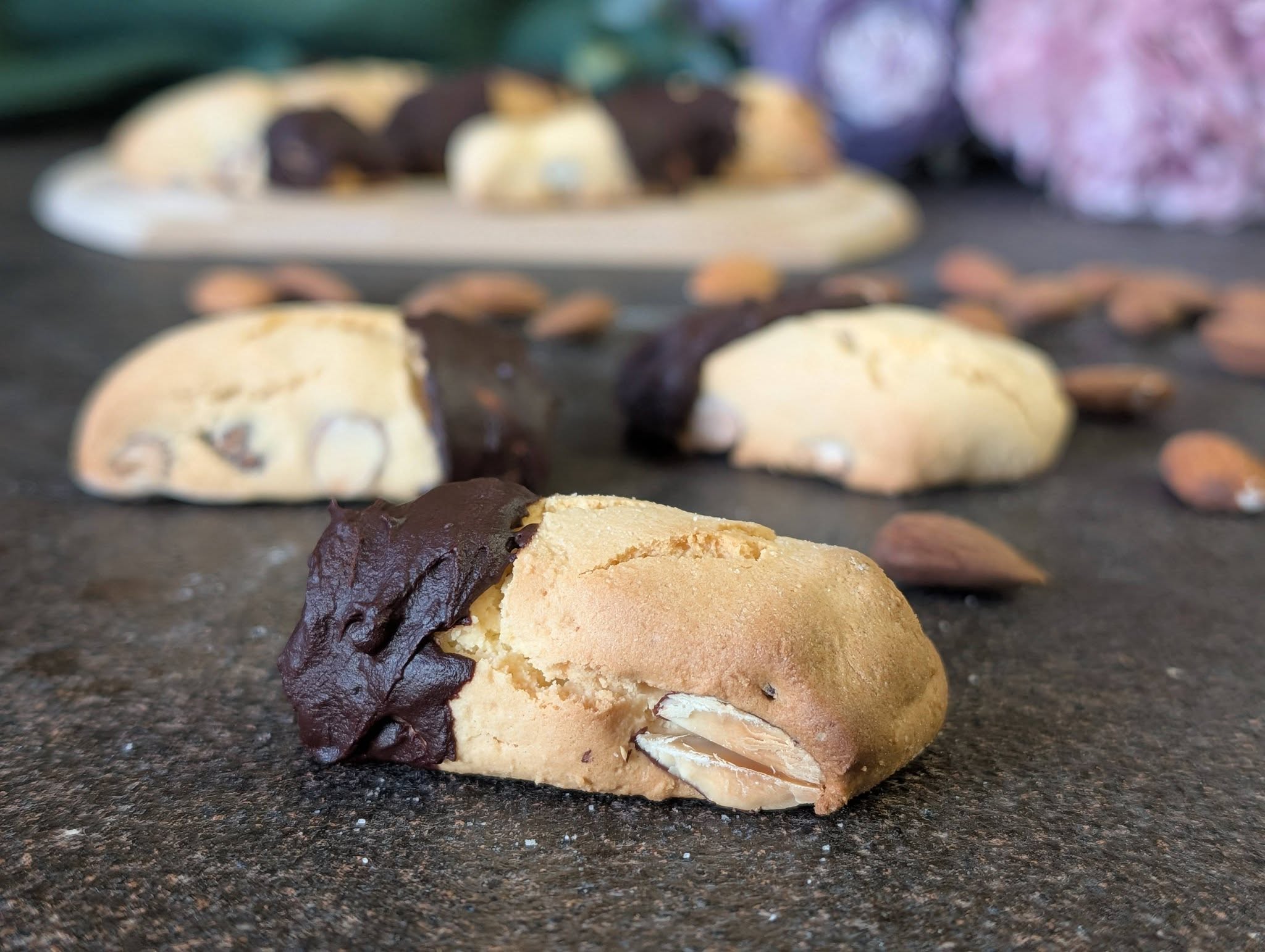 Biscotti alle mandorle senza glutine nè lattosio