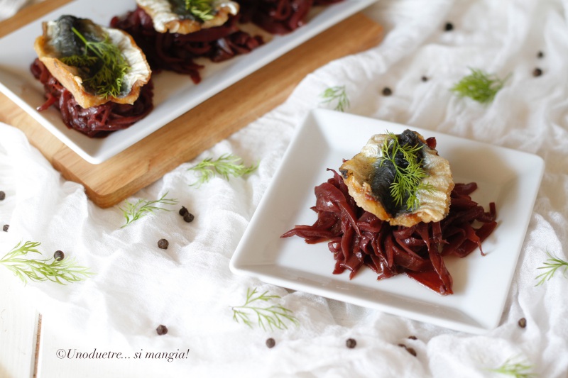 Sarde Con Cipolle Al Vino Rosso Unoduetresimangia