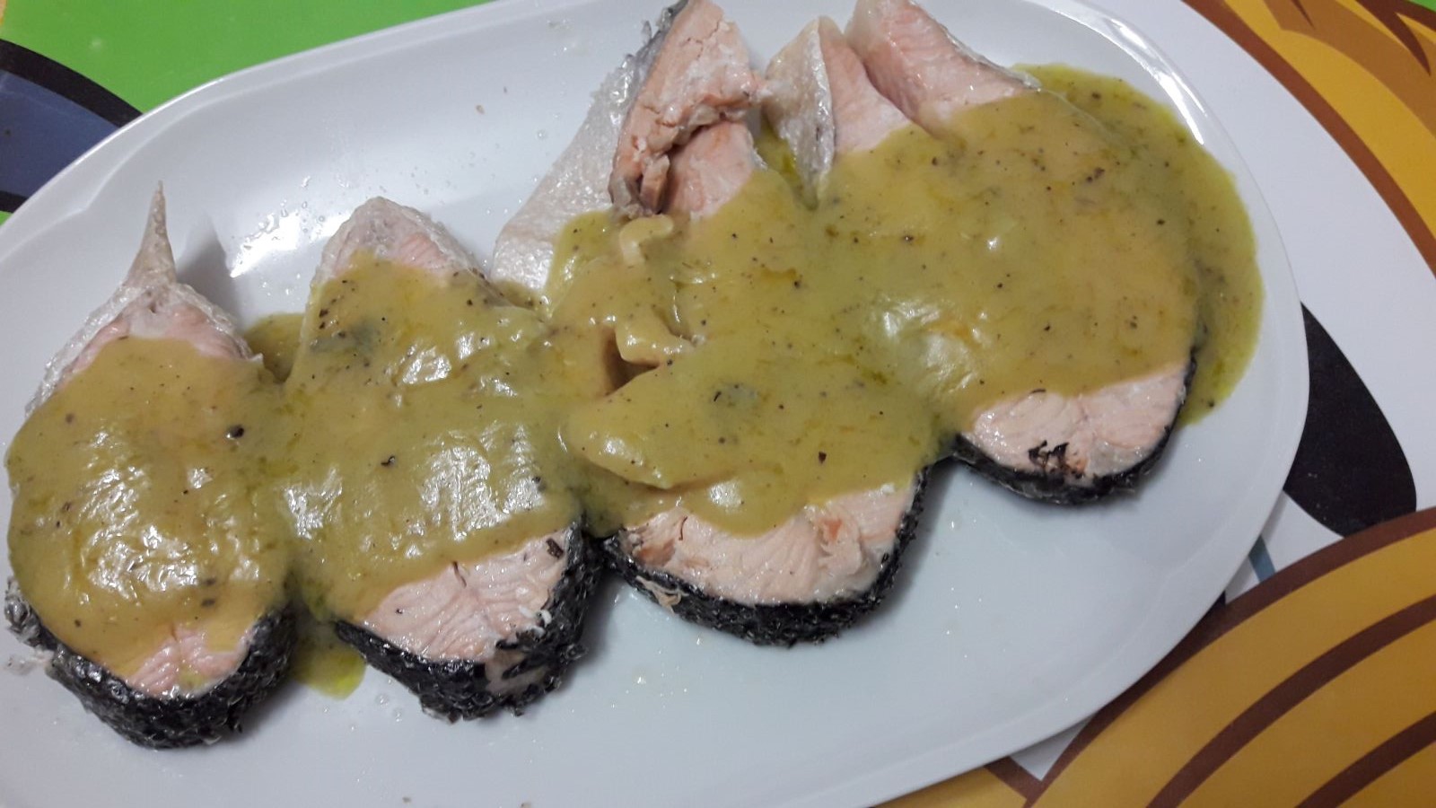 Tranci di salmone al vapore di Pic - Foto e videoricetta - Un papà in ...