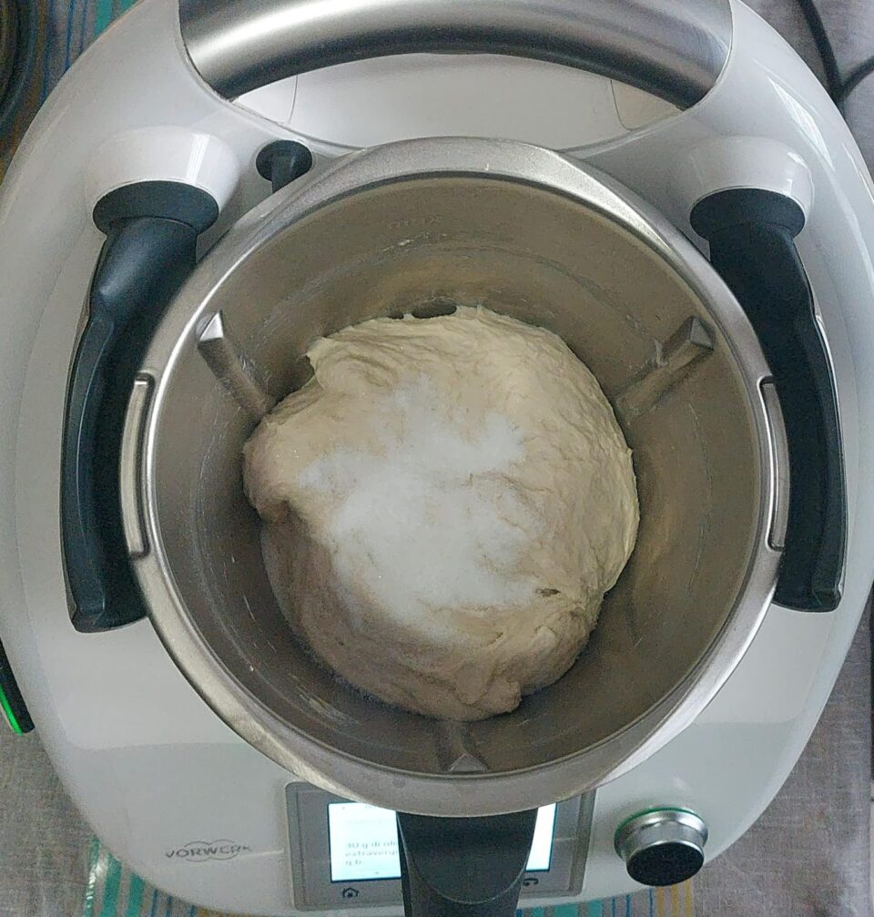 bimby tm7 tm6 tm5 tm31 tm21 thermomix pic un papà in cucina con il bimby ricette recipe tm 7 6 5 31 21