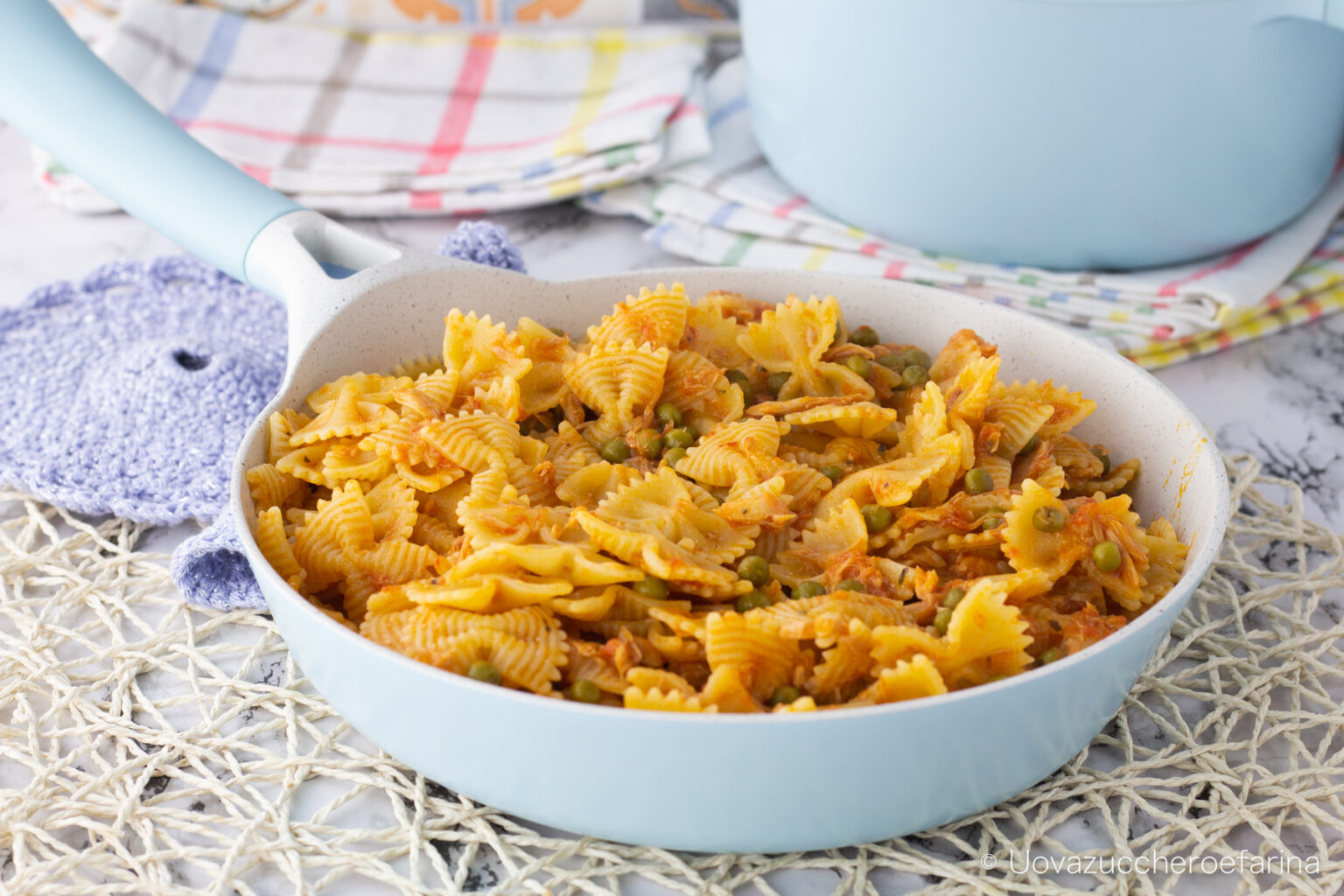 Farfalle con tonno e piselli - Uovazuccheroefarina