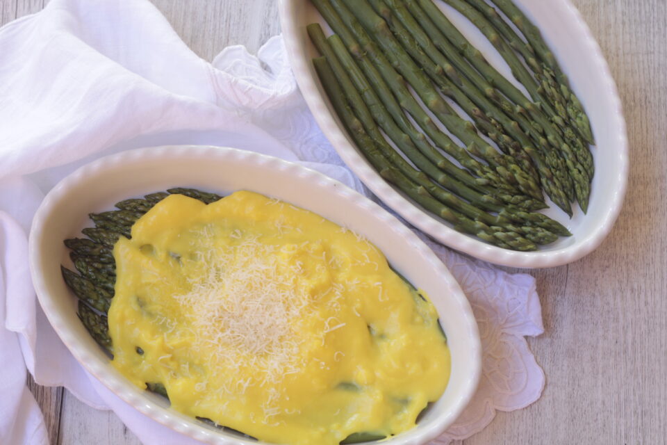 asparagi gratinati con besciamella 