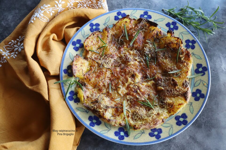 tortino di patate schiacciate 