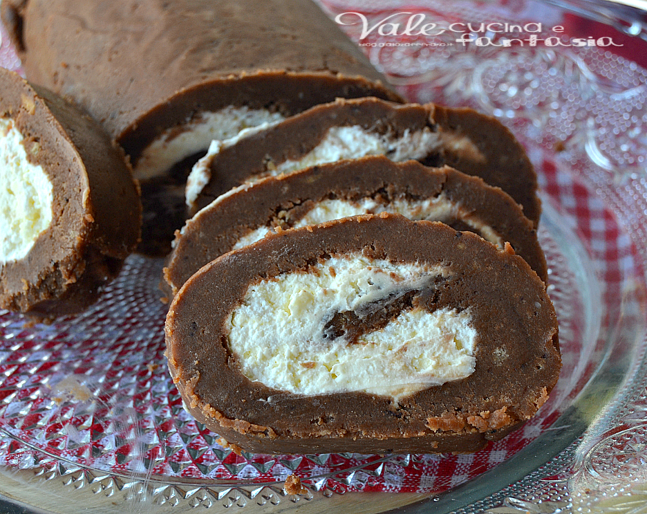 Rotolo al cacao e mascarpone ricetta veloce e senza cottura