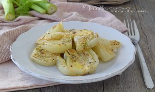 FINOCCHI GRATINATI AL FORNO ricetta leggera e veloceFINOCCHI GRATINATI AL FORNO ricetta leggera e veloce