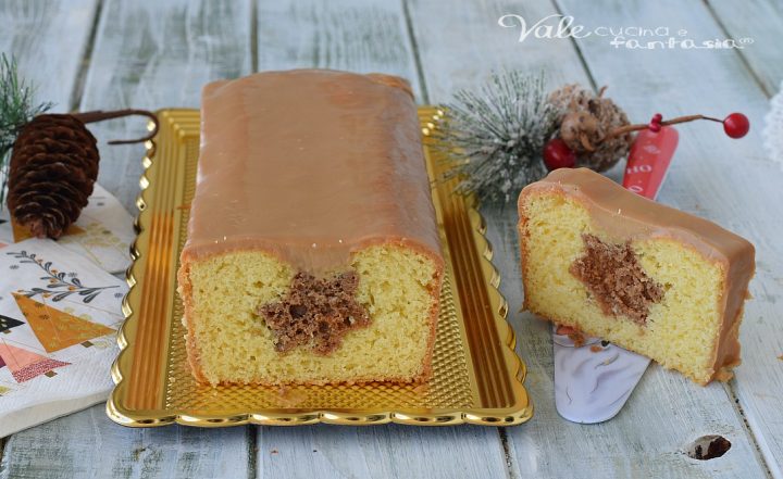 PLUMCAKE DI NATALE con panna e caffe