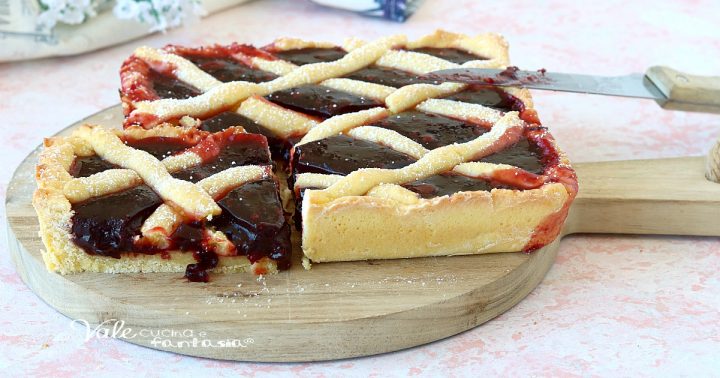 CROSTATA CON PASTA FROLLA ALLA PANNA con confettura