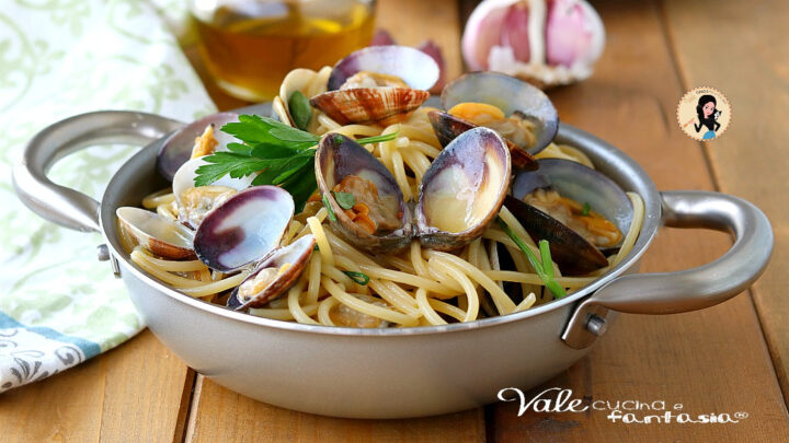 SPAGHETTI ALLE VONGOLE VERACI RICETTA CON TUTTI I CONSIGLI PER PREPARARLI