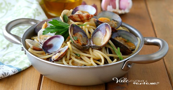 SPAGHETTI ALLE VONGOLE VERACI primo piatto di pesce