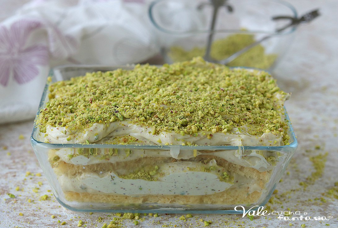 TIRAMISU AL PISTACCHIO senza uova crude nella crema