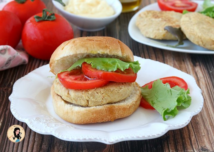 HAMBURGER DI CECI ricetta vegetariana