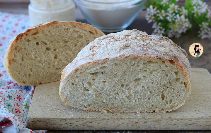 pane con lievito madre fatto in casa