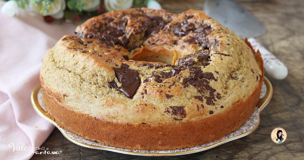 CIAMBELLONE INTEGRALE CON YOGURT E CIOCCOLATO