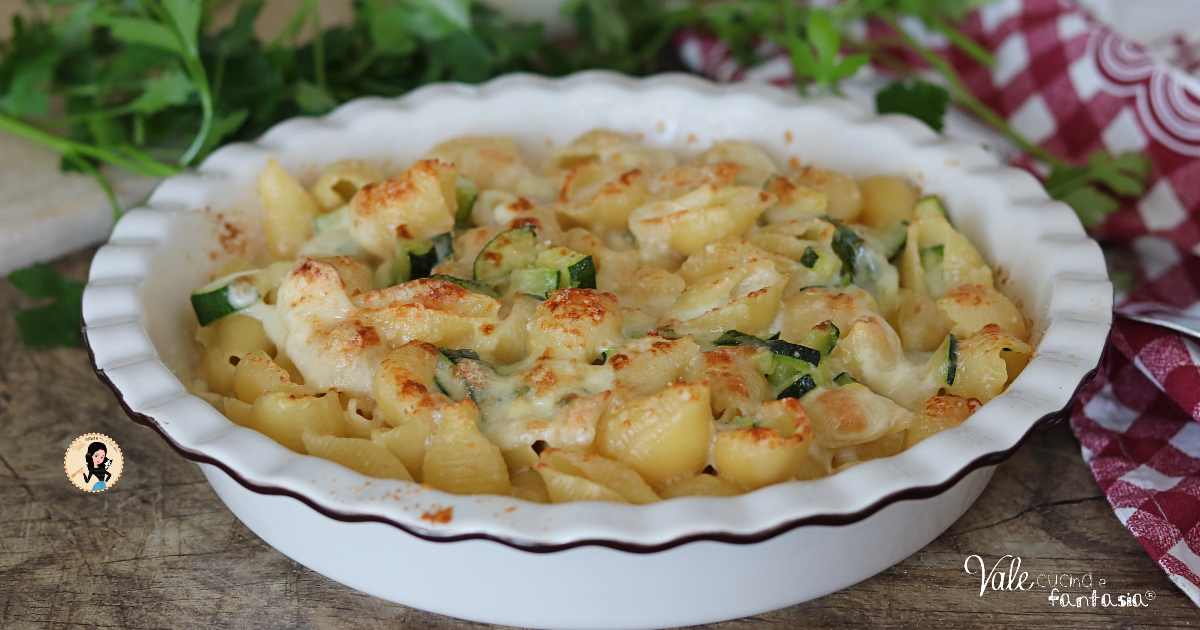 PASTA AL FORNO CON ZUCCHINE e provola ricetta primo piatto facile