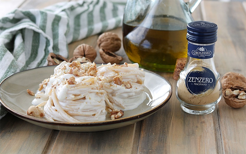 PASTA CON CREMA DI RICOTTA E ZENZERO ricetta primo piatto facile