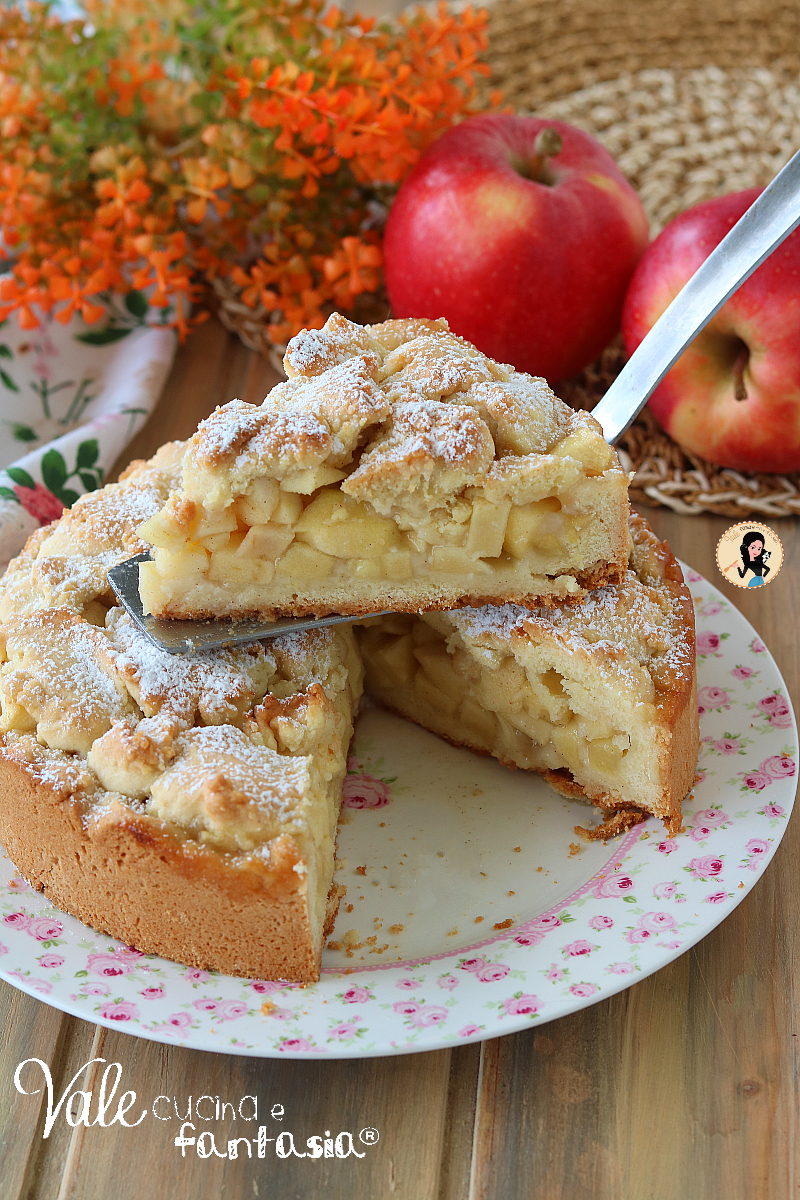 SBRICIOLATA ALLE MELE ricetta crostata o torta alle mele facile e veloce, con una pasta frolla veloce ed un cuor di mela cremoso e goloso