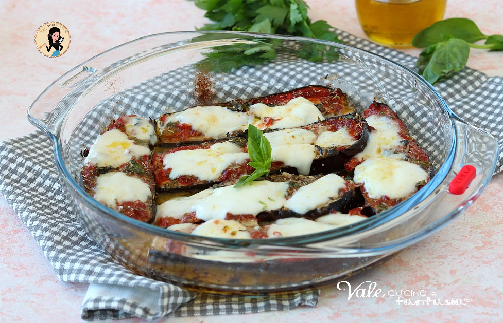 Melanzane alla pizzaiola al forno ricetta facile e veloce