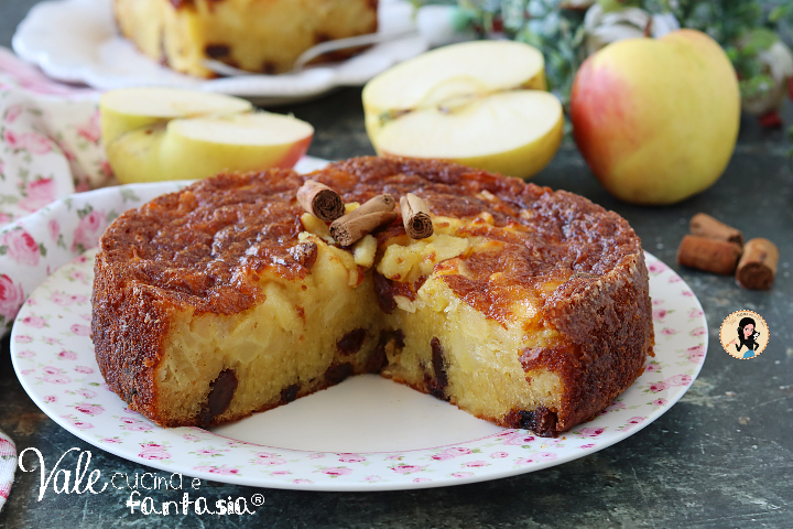 Torta di mele di Sant Orfeo ricetta torta di mele umida e cremosa, torta con pere uvetta e mele facile e dalla consistenza umida.