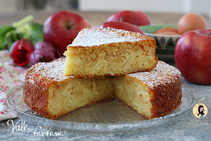 Torta di mele fondente ricetta torta di mele che si scioglie in bocca, fondente di mele morbidissimo, profumato e pratico!