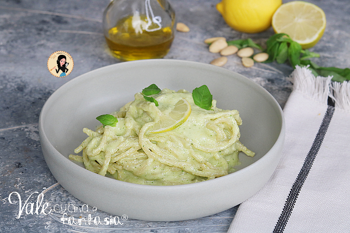 Pasta con pesto di limoni ricetta primo piatto facile e veloce