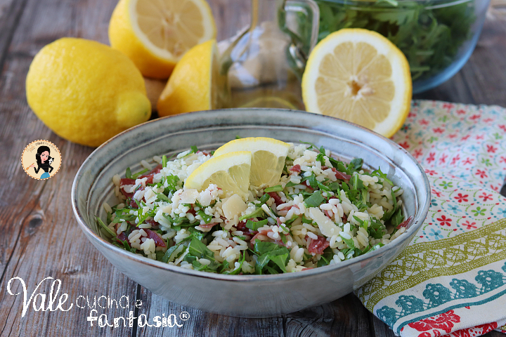 Riso freddo bresaola e rucola ricetta insalata di riso con Grana, bresaola e rucola facile e leggera