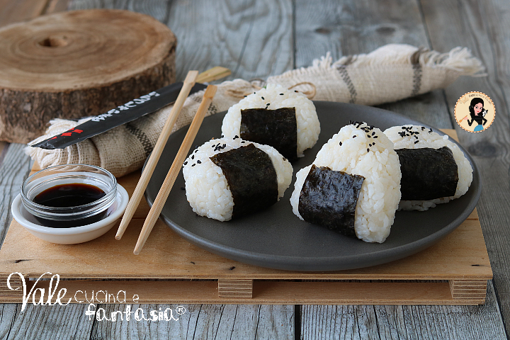 Onigiri come farli in casa ricetta polpette di riso giapponesi