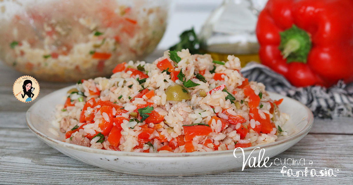 Insalata di riso con tonno e peperoni ricetta estiva facile e veloce
