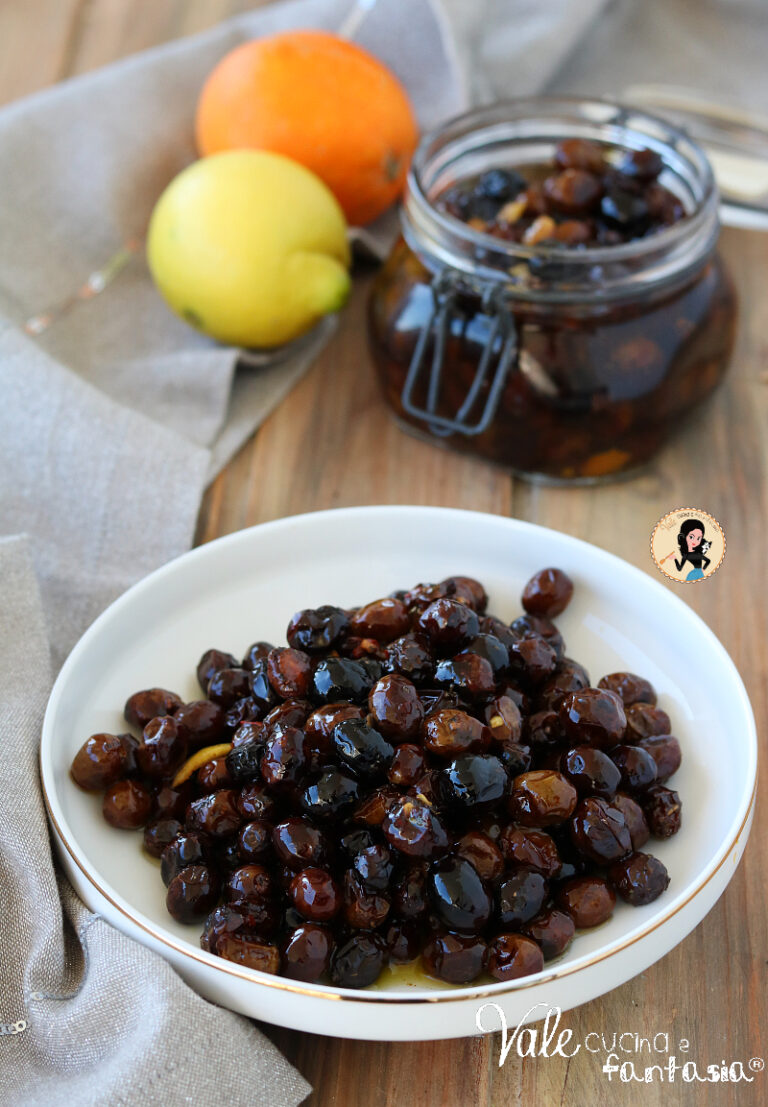 Olive nere al forno ricetta della mamma facile e veloce