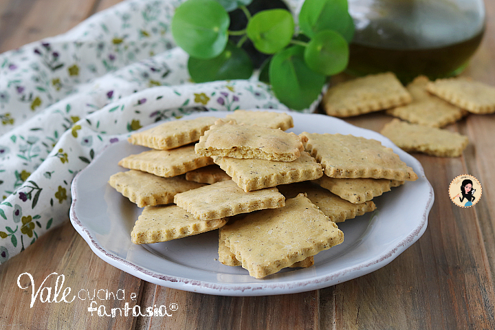 Crackers con farina di ceci ricetta senza uova leggera e veloce