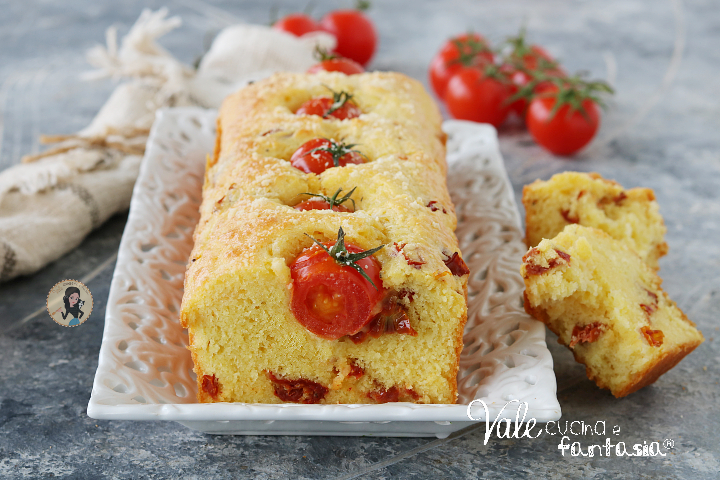 Plumcake salato con pomodori secchi ricetta per torta salata morbidissima!