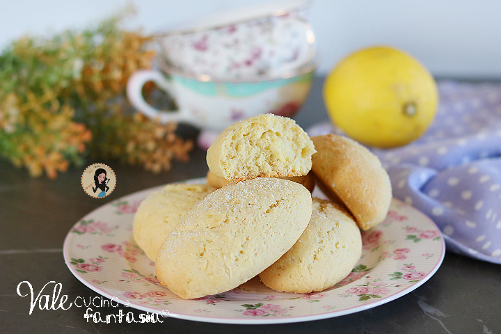 Biscottoni al limone ricetta per preparare dei Biscotti da inzuppo rustici, veloci e semplici