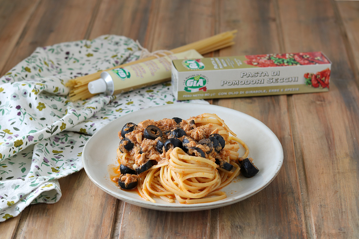 Linguine al tonno e Pomodori Secchi in tubetto GIA