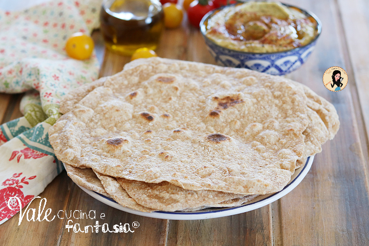 Chapati ricetta pane indiano con soli 3 ingredienti e senza lievito, cotto in padella facile e veloce!