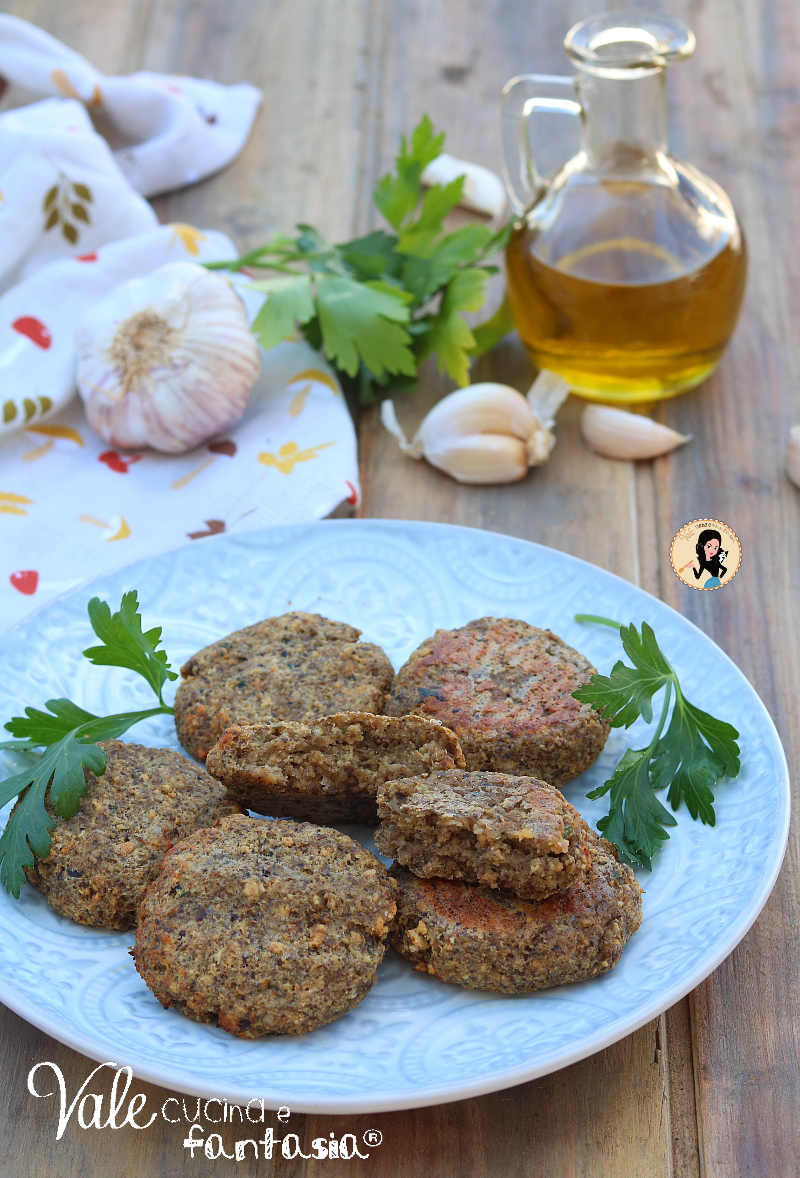Polpette di funghi ricetta facile e veloce per un antipasto sfizioso o un secondo piatto vegetariano leggero e veloce