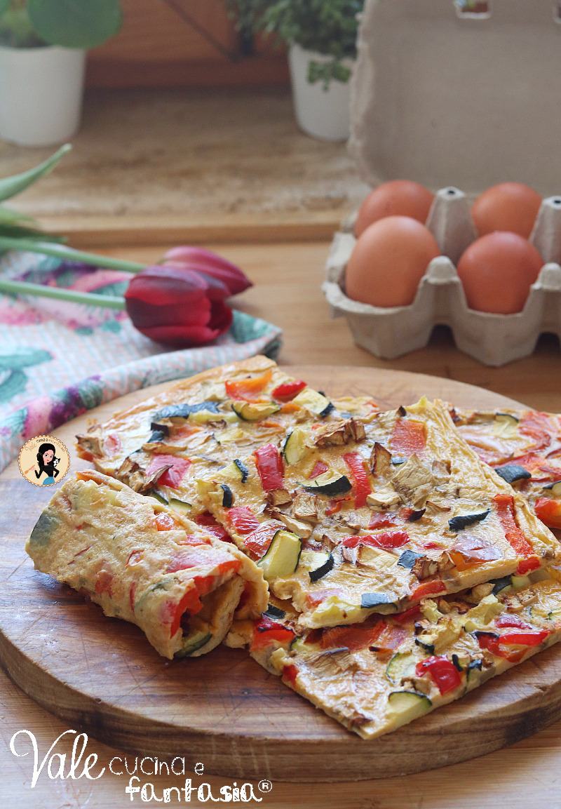 Schiacciata alle verdure ricetta al forno facile e veloce, torta di verdure cotta al forno, leggera, facile e buonissima!