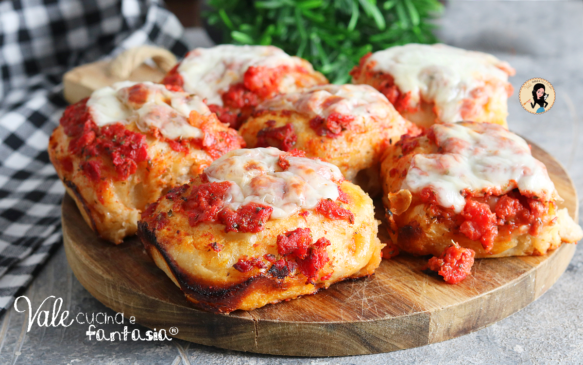 Pizzette del fornaio fatte in casa morbidissime ricetta con impasto perfetto che riesce sempre!