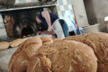 Nel borgo dimenticato: pane cotto  nell'antico forno a legna.