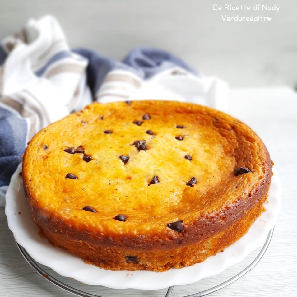 Ricetta Torta con gocce di cioccolato - La Ricetta di GialloZafferano