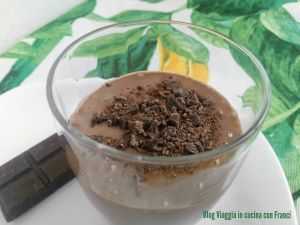 smoothie alla banana con cioccolato