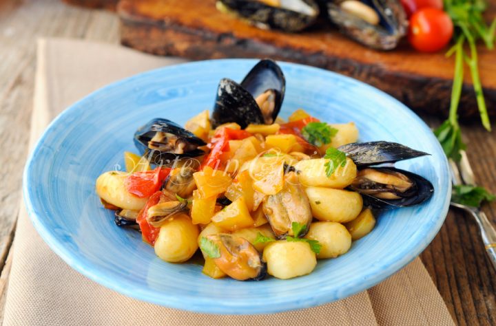 Gnocchi con cozze e patate ricetta facile vickyart arte in cucina