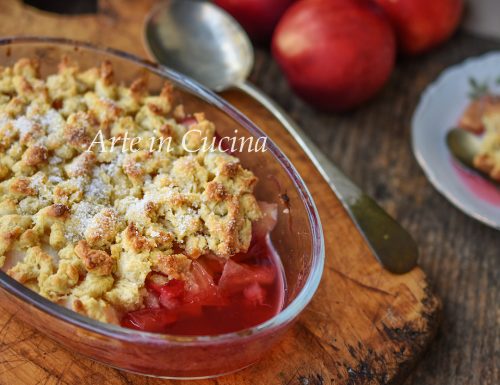 Crumble alle pesche dolce veloce