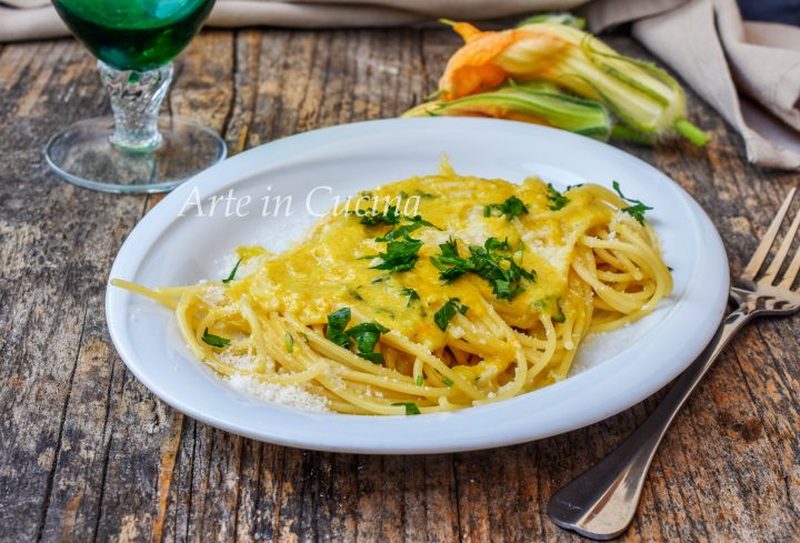 Spaghetti alla crema di fiori di zucca